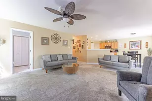209 W Forestview Ave, Brookhaven, PA 19015 - Photo 10
