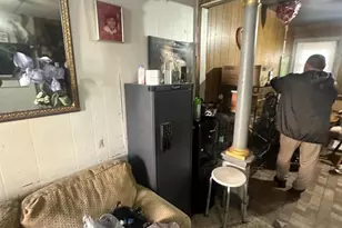 1224 Crosby St, Chester, PA 19013 - Photo 6