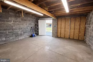 7864 Beverly Blvd, Upper Darby, PA 19082 - Photo 28