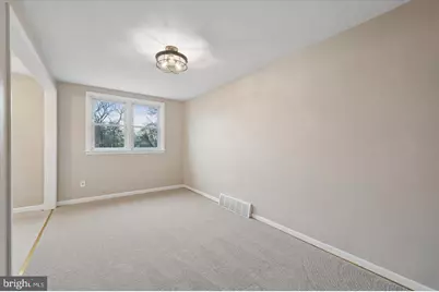 221 Park Drive, Glenolden, PA 19036 - Photo 8