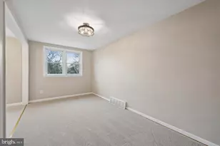 221 Park Dr, Glenolden, PA 19036 - Photo 8