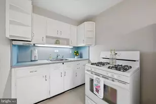 221 Park Dr, Glenolden, PA 19036 - Photo 12