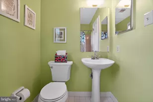 4201 Chatham Cir, Upper Chichester, PA 19014 - Photo 26