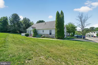 4201 Chatham Circle, Upper Chichester, PA 19014 - Photo 32