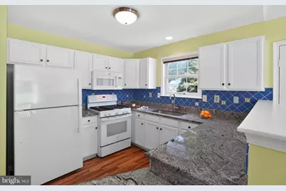 4201 Chatham Circle, Upper Chichester, PA 19014 - Photo 14
