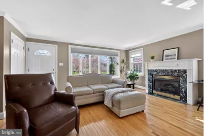 305 Somerset Place, Wallingford, PA 19086 - Photo 6