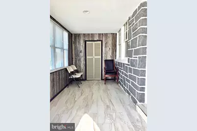 105 N Fairview Avenue, Upper Darby, PA 19082 - Photo 2