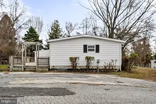 2730 Old Cedar Grove Rd, Broomall, PA 19008 - Photo 2