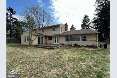 527 Cherry Lane, Lansdowne, PA 19050 - Photo 2