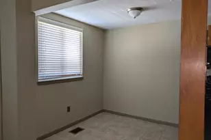 100 Glenolden E, Glenolden, PA 19036 - Photo 6