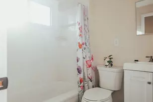 701 E 23rd St, Chester, PA 19013 - Photo 8