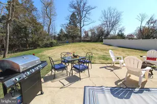 139 W Sylvan Dr, Broomall, PA 19008 - Photo 10