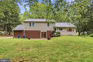 412 Yorkshire Rd, Bryn Mawr, PA 19010 - Photo 24