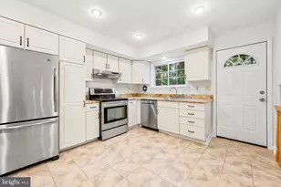 412 Yorkshire Rd, Bryn Mawr, PA 19010 - Photo 10