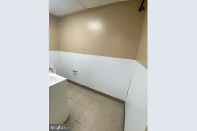 816 W 2nd Street, Chester, PA 19013 - Photo 34