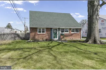 722 Brighton Terrace, Secane, PA 19018 - Photo 1