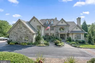 365 Arbor Cir, Media, PA 19063 - Photo 2