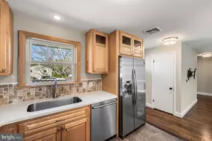 2299 Springhouse Ln, Aston, PA 19014 - Photo 4