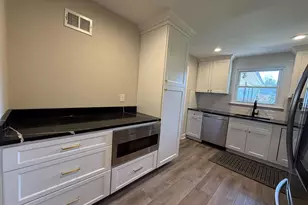 331 Candlewood Rd, Broomall, PA 19008 - Photo 6