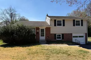 331 Candlewood Rd, Broomall, PA 19008 - Photo 1