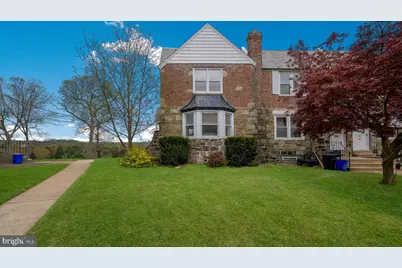 136 Academy Lane, Upper Darby, PA 19082 - Photo 2