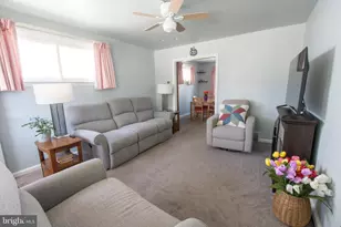 111 W Ridley Ave, Norwood, PA 19074 - Photo 4