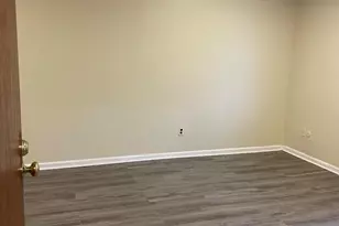 304 Christopher Pl, Primos, PA 19018 - Photo 8