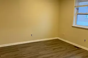 304 Christopher Pl, Primos, PA 19018 - Photo 10