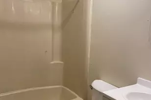 304 Christopher Pl, Primos, PA 19018 - Photo 18