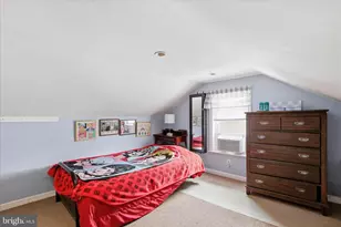 20 N Malin Rd, Broomall, PA 19008 - Photo 14