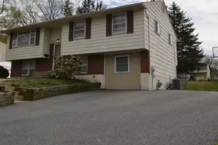 5 Latches Ln, Aston, PA 19014 - Photo 2