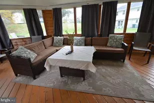 5 Latches Ln, Aston, PA 19014 - Photo 18