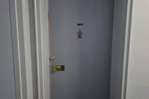 412 N Wayne Ave, Wayne, PA 19087 - Photo 2