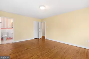 929 Burmont Rd, Drexel Hill, PA 19026 - Photo 24
