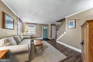 114 Lakeview Dr, Ridley Park, PA 19078 - Photo 2