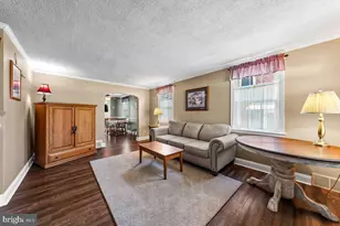 114 Lakeview Dr, Ridley Park, PA 19078 - Photo 4