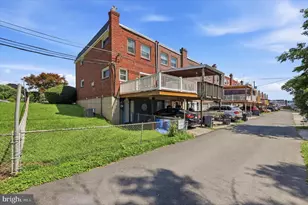 1150 Taylor Dr, Folcroft, PA 19032 - Photo 10