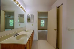 6 Victoria Dr, Aston, PA 19014 - Photo 32