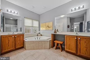 8 Irwin Dr, Upper Chichester, PA 19061 - Photo 24