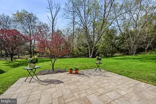 8 Irwin Dr, Upper Chichester, PA 19061 - Photo 32