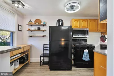 437 Park Drive, Glenolden, PA 19036 - Photo 6