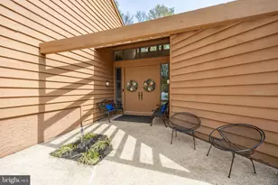 14 Buttonwood Dr, Chadds Ford, PA 19317 - Photo 2