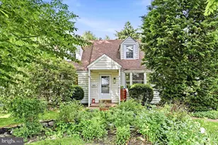 293 N Norwinden Dr, Springfield, PA 19064 - Photo 16
