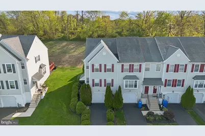 239 Spring Valley Way, Aston, PA 19014 - Photo 2