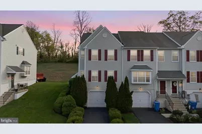 239 Spring Valley Way, Aston, PA 19014 - Photo 4