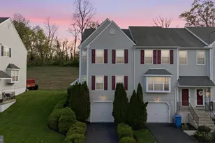 239 Springvalley Way, Aston, PA 19014 - Photo 4