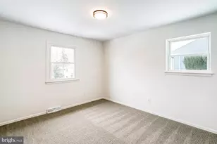 333 Golf Hills Rd, Havertown, PA 19083 - Photo 16