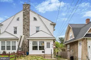 33 S Harwood Ave, Upper Darby, PA 19082 - Photo 2