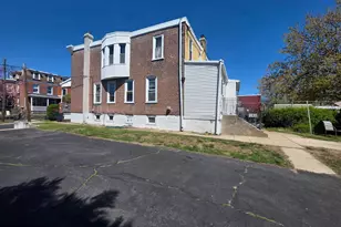 1245 E 11th St, Crum Lynne, PA 19022 - Photo 2