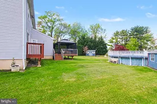 4016 Washington Dr, Upper Chichester, PA 19061 - Photo 36